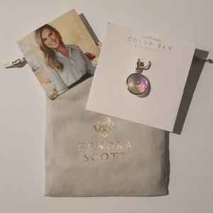 Kendra Scott Radial Disc Gold Charm in Dichroic Gl